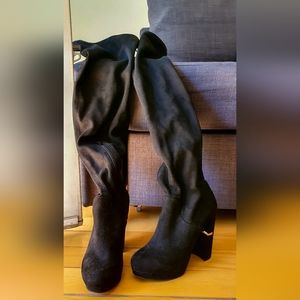 High-knee Boots